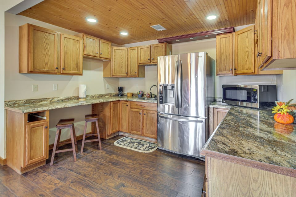 House (4 Bedrooms) | Interior
