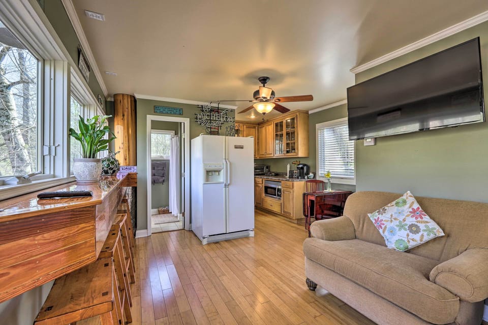 House (1 Bedroom) | Interior