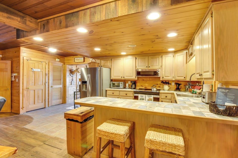 House (2 Bedrooms) | Interior