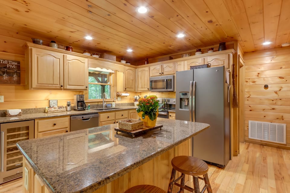 House (2 Bedrooms) | Interior
