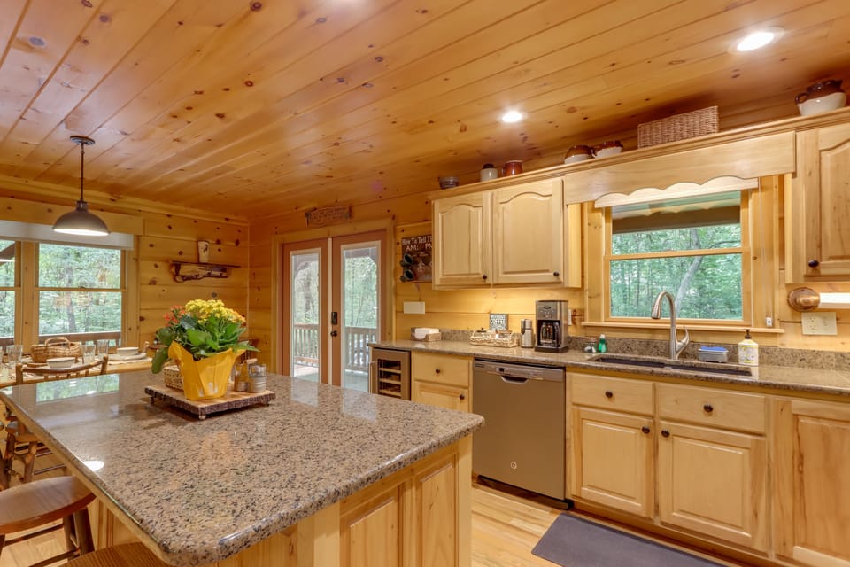 House (2 Bedrooms) | Interior