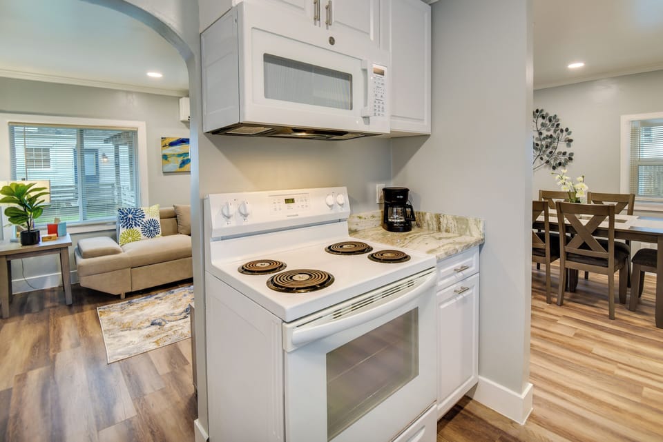 House (2 Bedrooms) | Interior