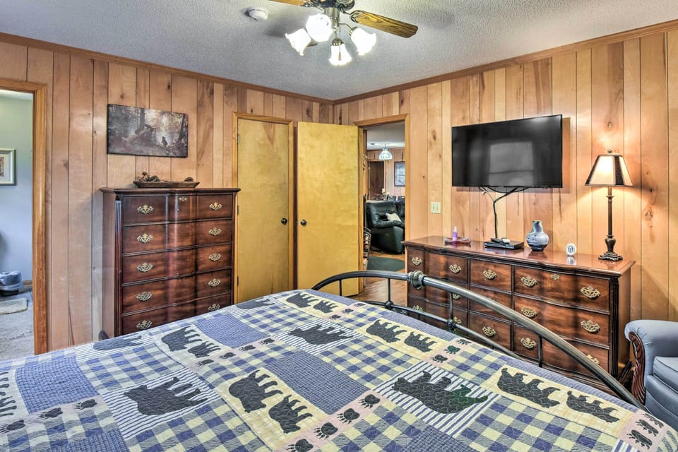Cottage (2 Bedrooms) | Interior