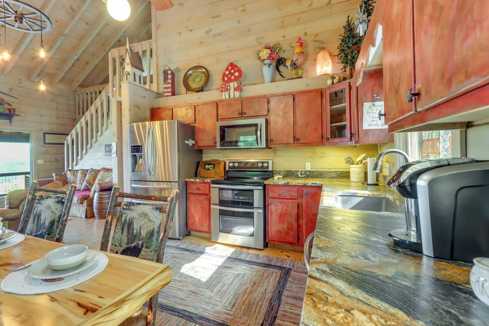 House (3 Bedrooms) | Interior
