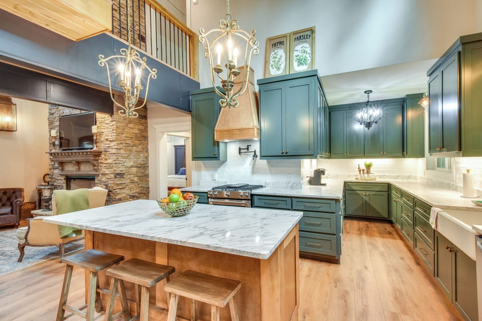 House (4 Bedrooms) | Interior