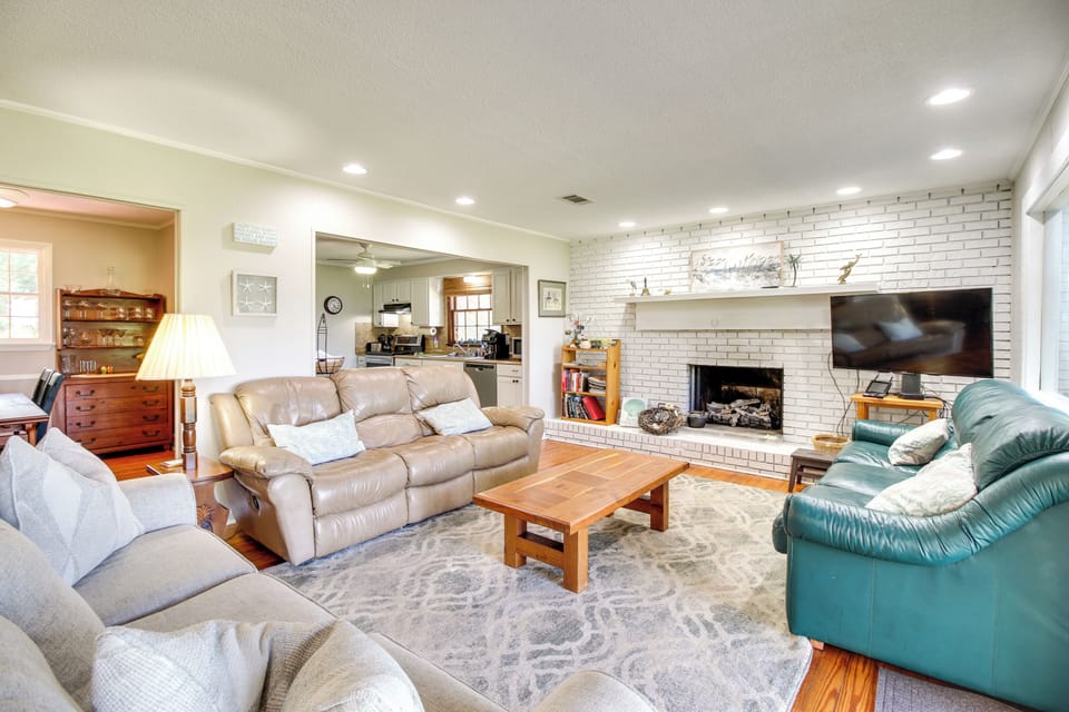 House (4 Bedrooms) | Interior