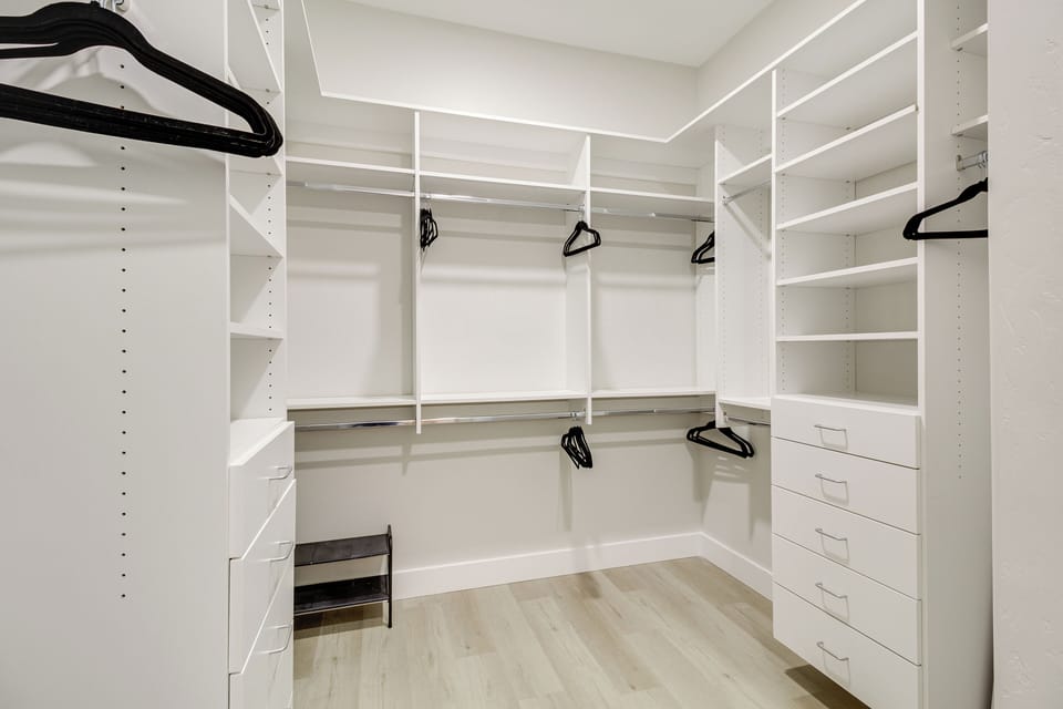Apartment (1 Bedroom) | Interior