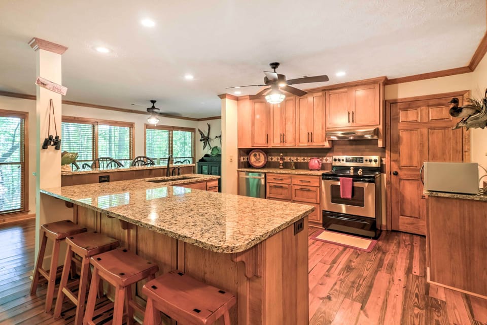 House (2 Bedrooms) | Interior