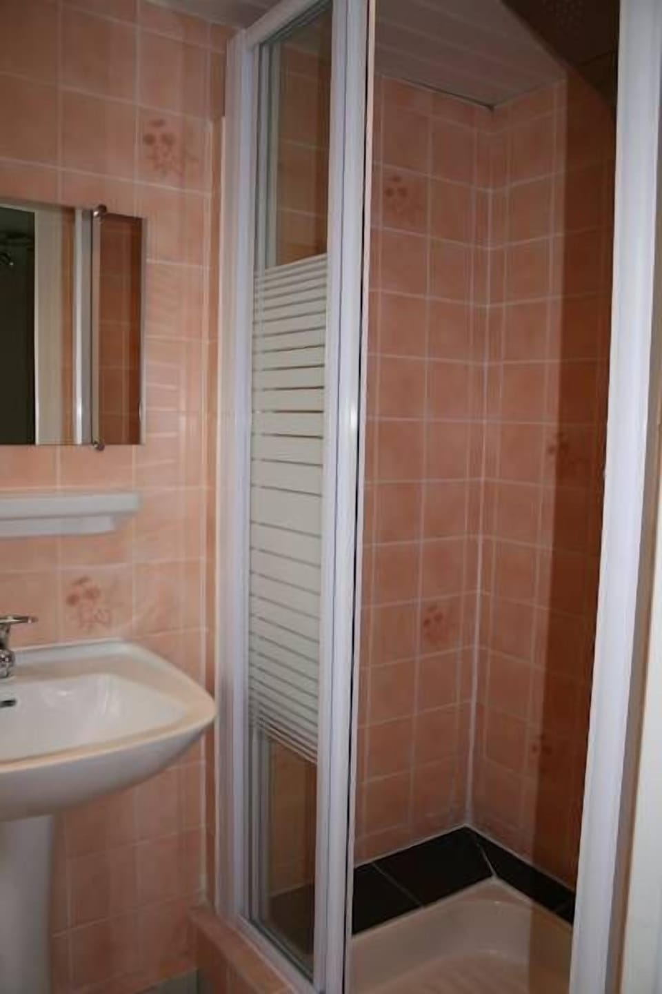 Hotel Le Tronçais Hotel in Auvergne-Rhône-Alpes