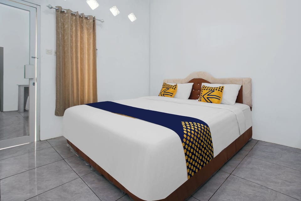 Basic Double Room | Bed sheets