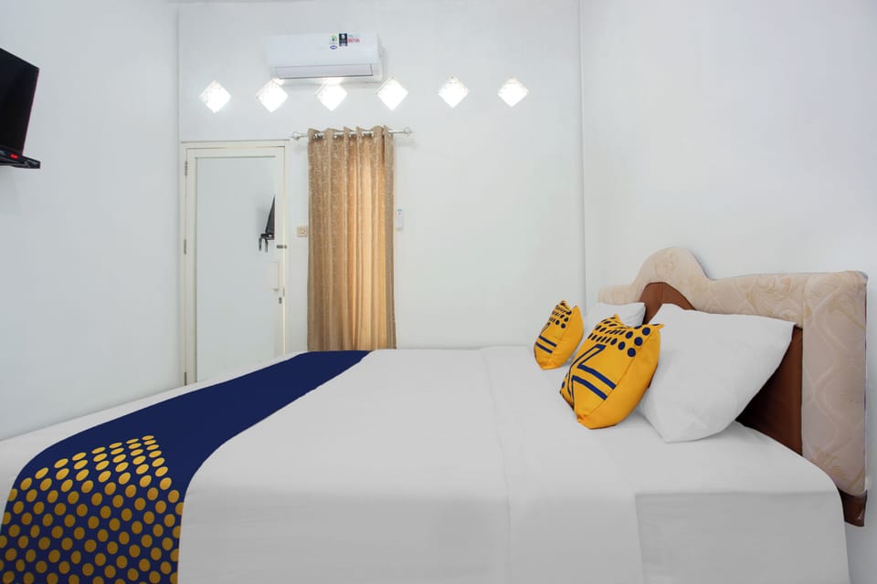 Basic Double Room | Bed sheets
