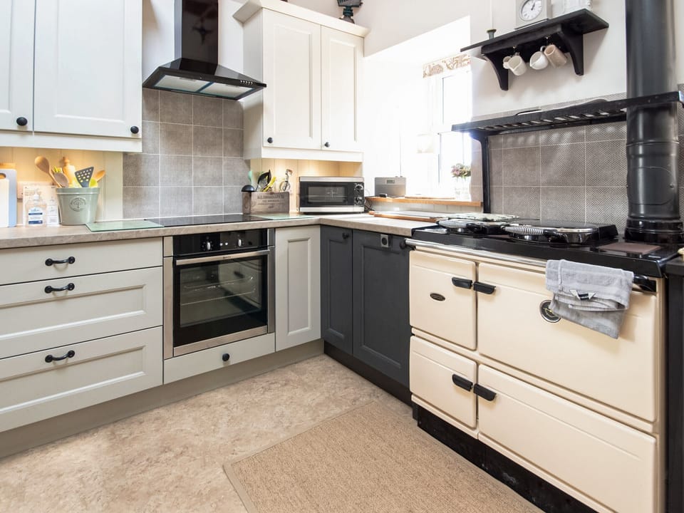 Kitchen | White House - Culmaily Farm, Golspie