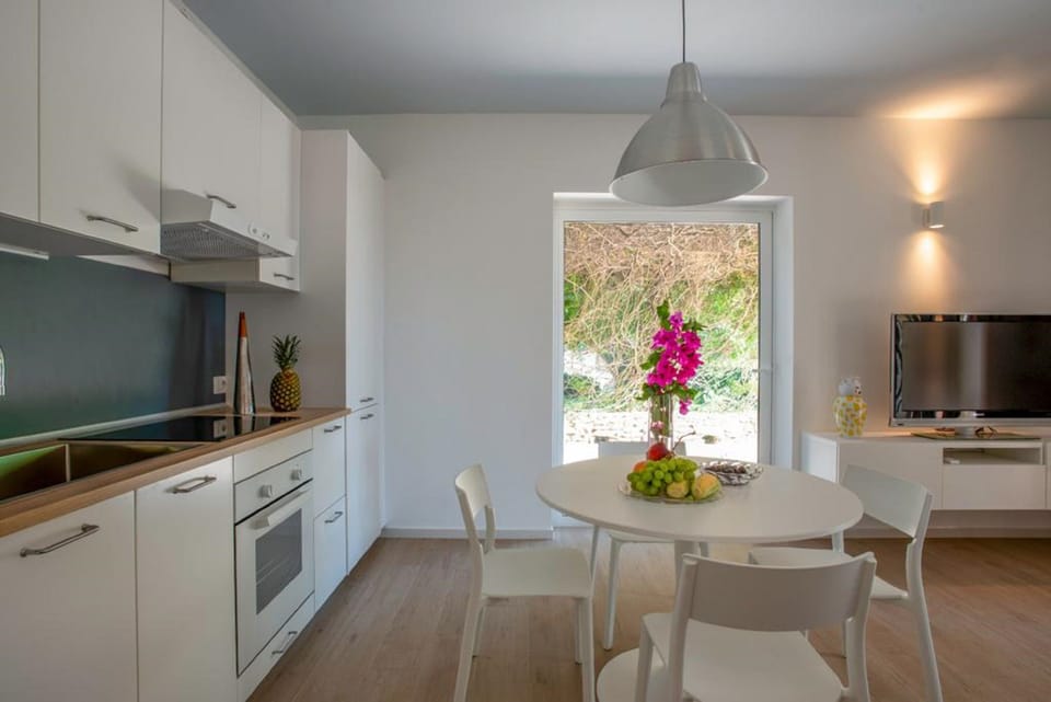 Family Suite | Private kitchen