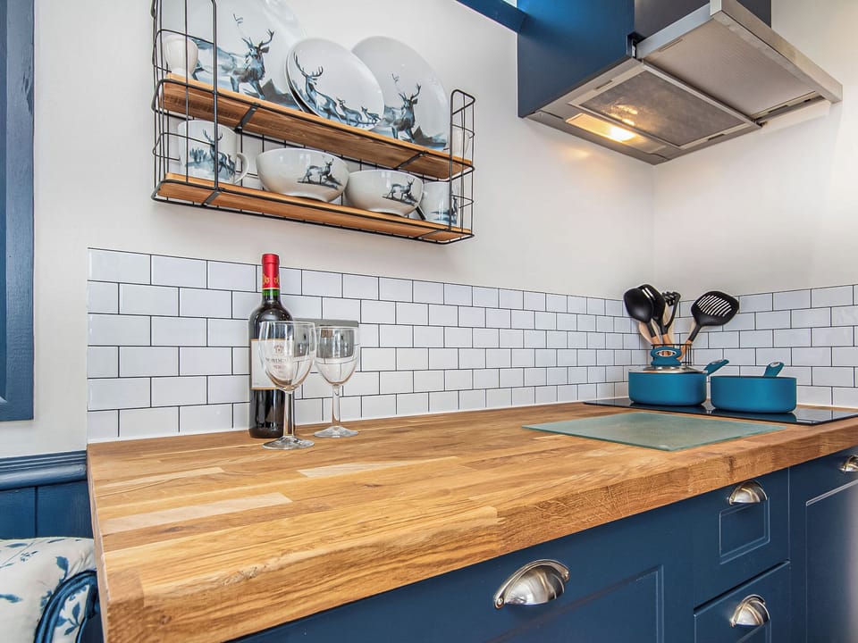 Open plan living space | The Drift Shepherds Hut - Hebridean Views, Gairloch