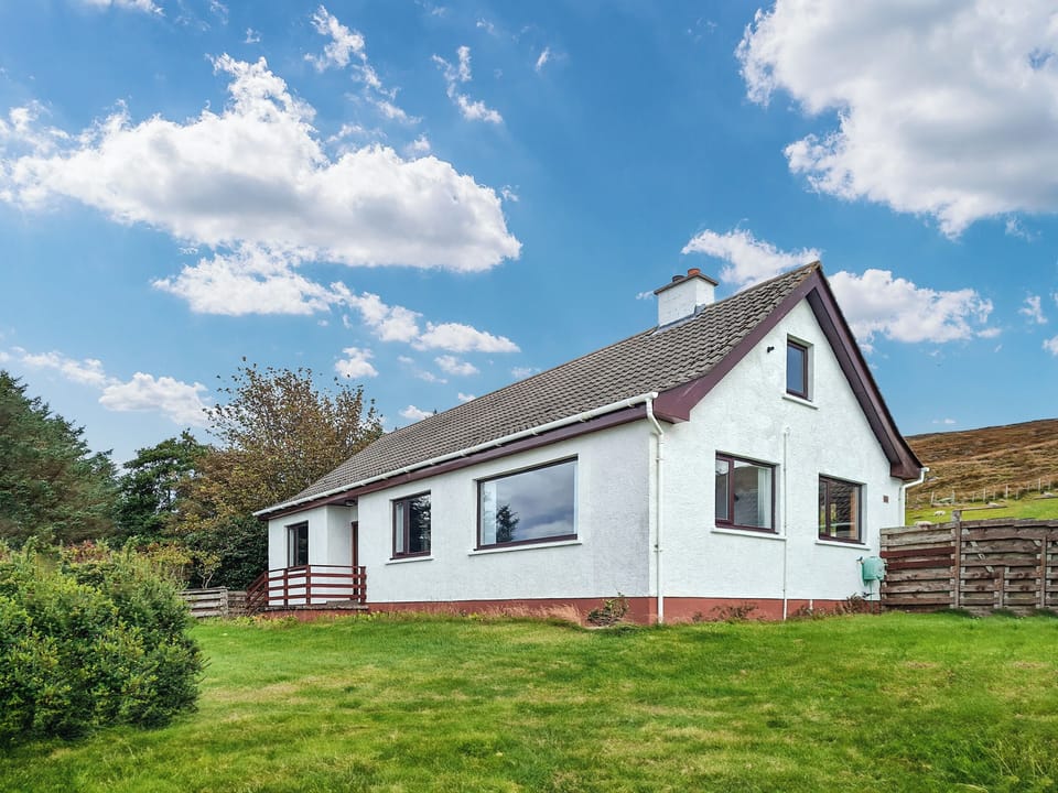 Exterior | Sunny Hill - Hebridean Views, Gairloch