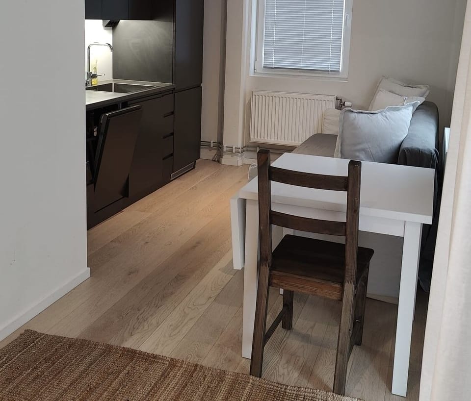 Apartment | Dining