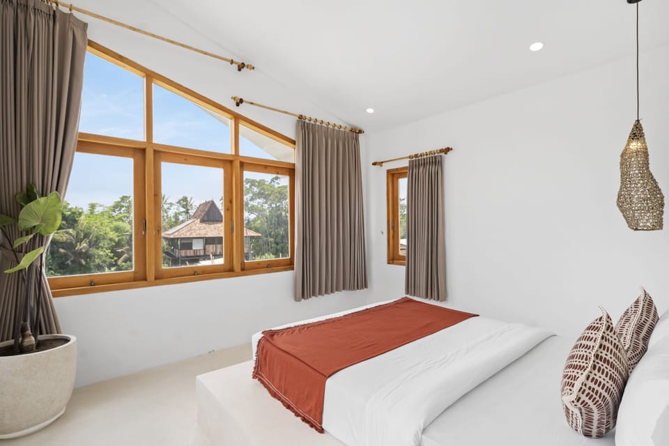 Deluxe Villa, 3 Bedrooms | 3 bedrooms, in-room safe, blackout drapes, iron/ironing board