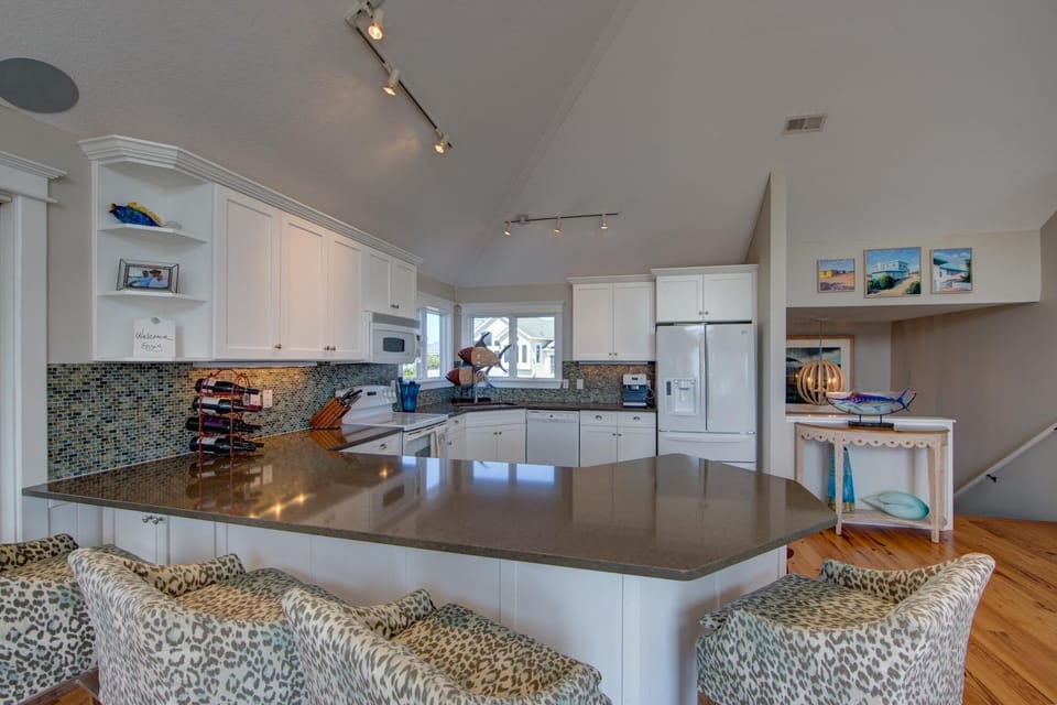Kitchen - Top Level