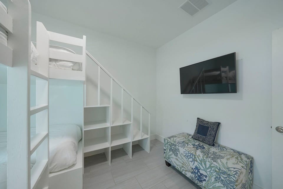 A Wave From It All - Miramar Beach - Bunk Room
