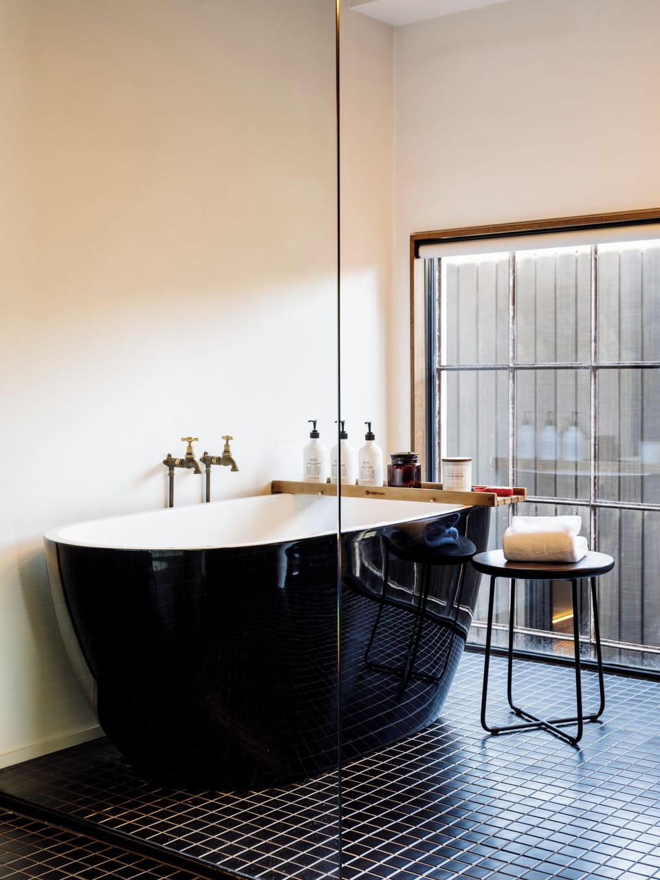 Standard Room, 1 King Bed, Bathtub, Lake View | Bathroom | Separate tub and shower, deep soaking tub, hair dryer, bathrobes