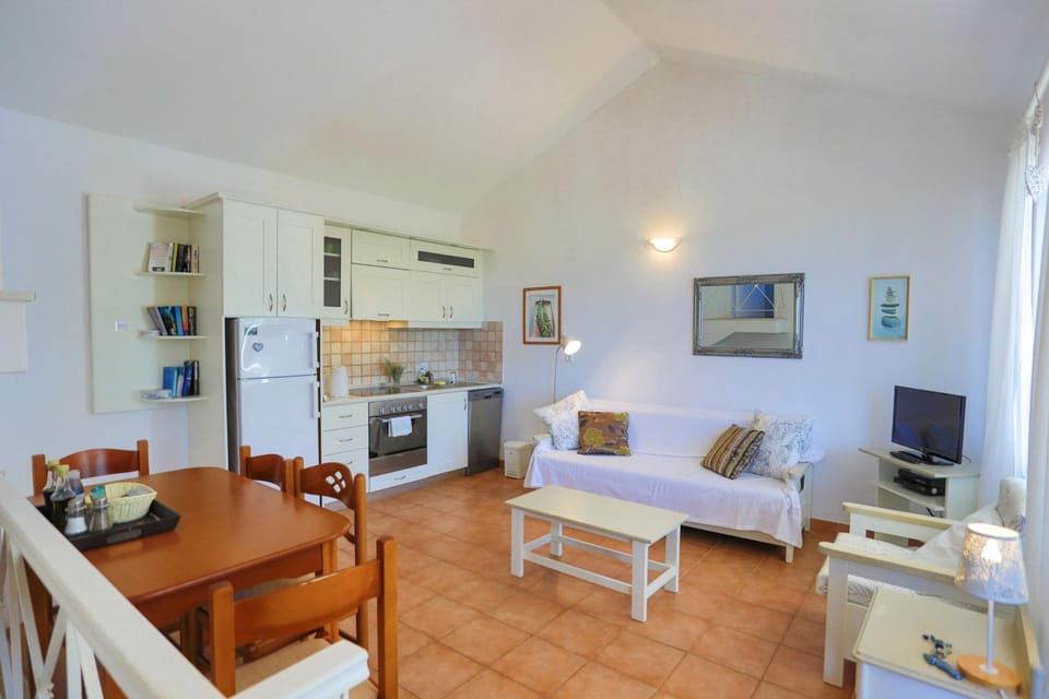 House, Smoking | 2 bedrooms