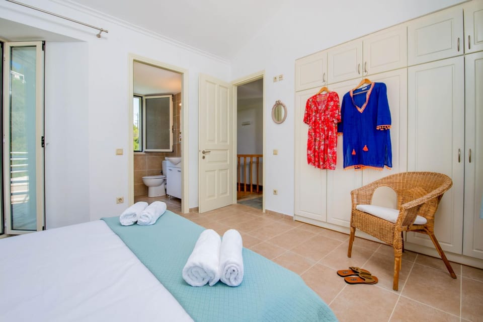 House, Smoking | 3 bedrooms