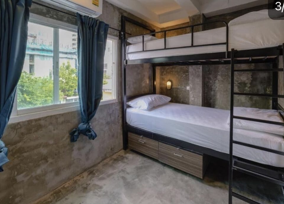 Basic Shared Dormitory, Mixed Dorm, City View | Select Comfort beds, individually furnished, laptop workspace, free WiFi
