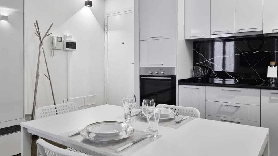 Apartment (0 Bedroom) | Interior