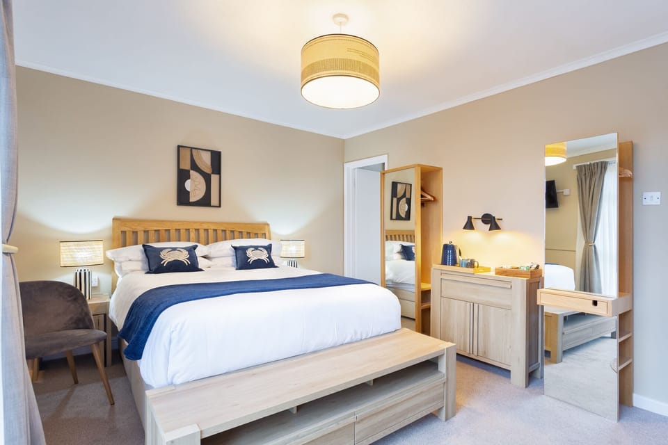 Double Room | Individually furnished, free WiFi