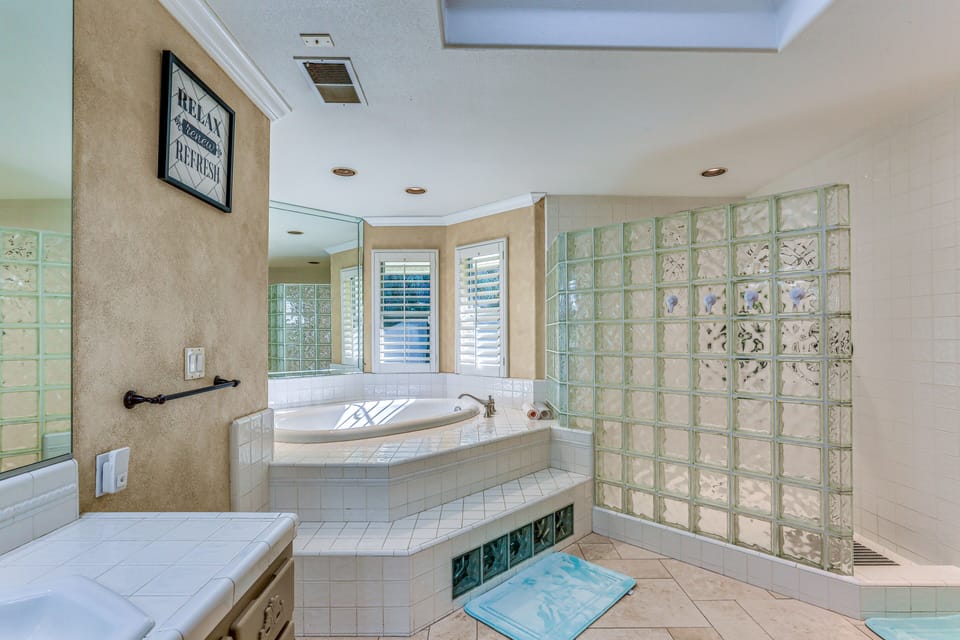 Billiards & Private Pool: Bright Clovis Home! Cottage in Clovis
