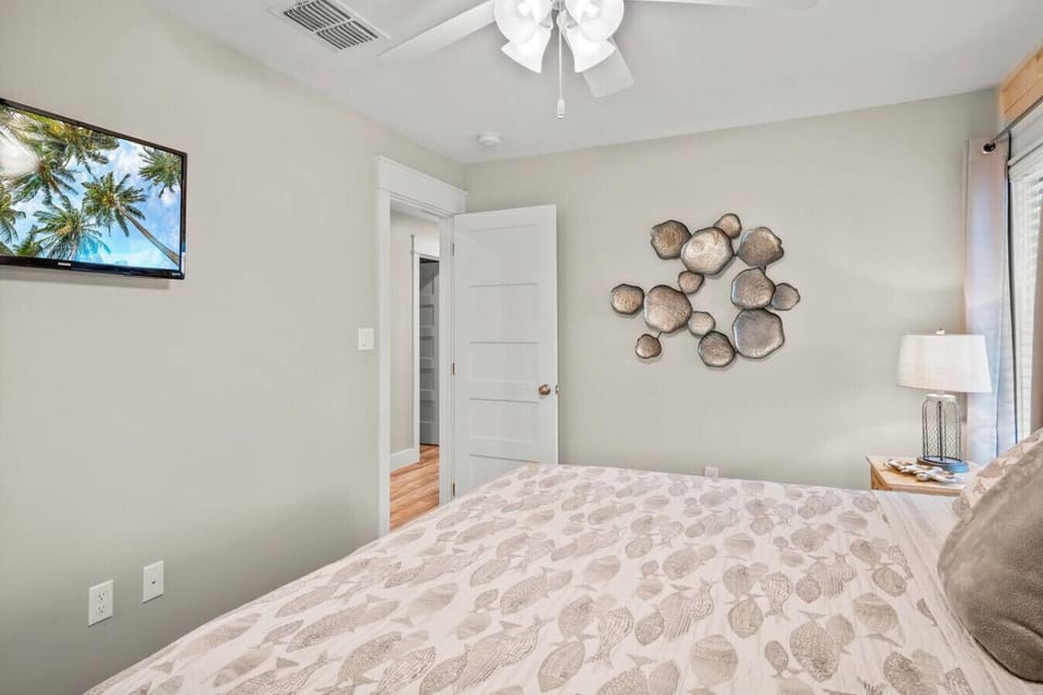 Bedroom with Queen Bed and TV