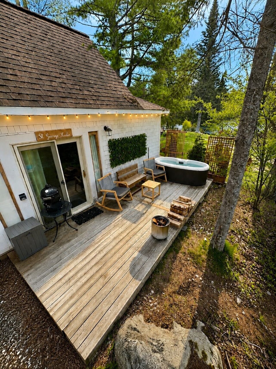 The perfect waterfront deck area, set up for total summer relaxation