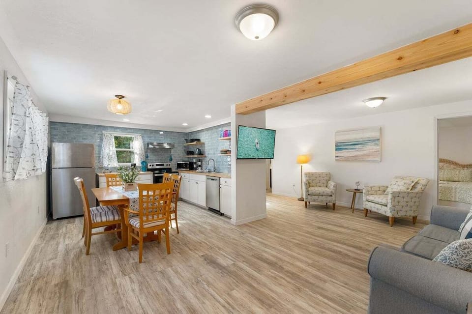 8-web-or-mls-217-laureno-pl-a