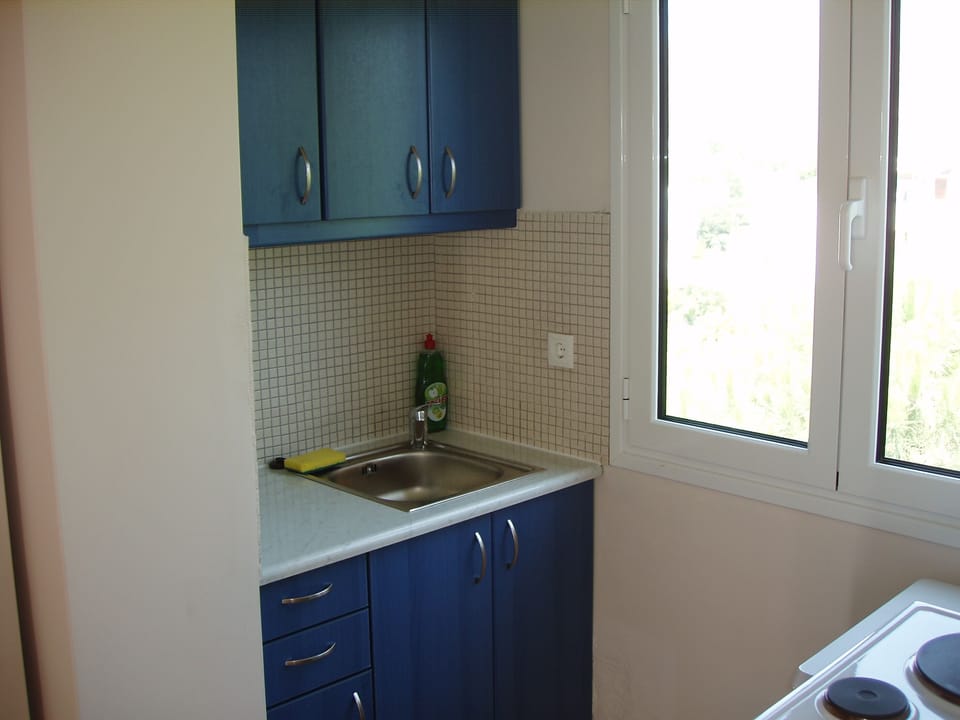 In-room safe, individually decorated, iron/ironing board, free WiFi