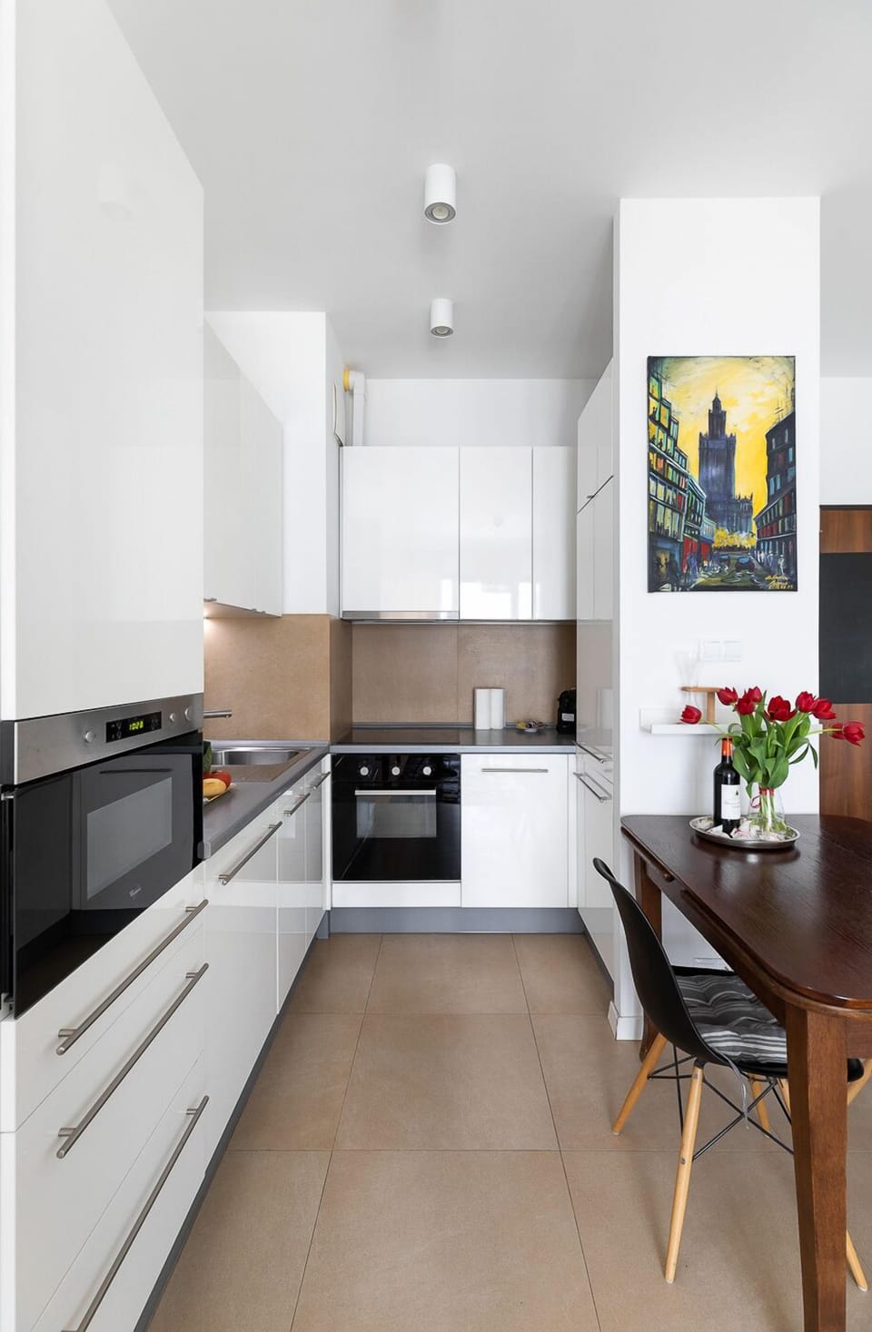 Apartment | Private kitchen | Fridge, microwave, oven, stovetop