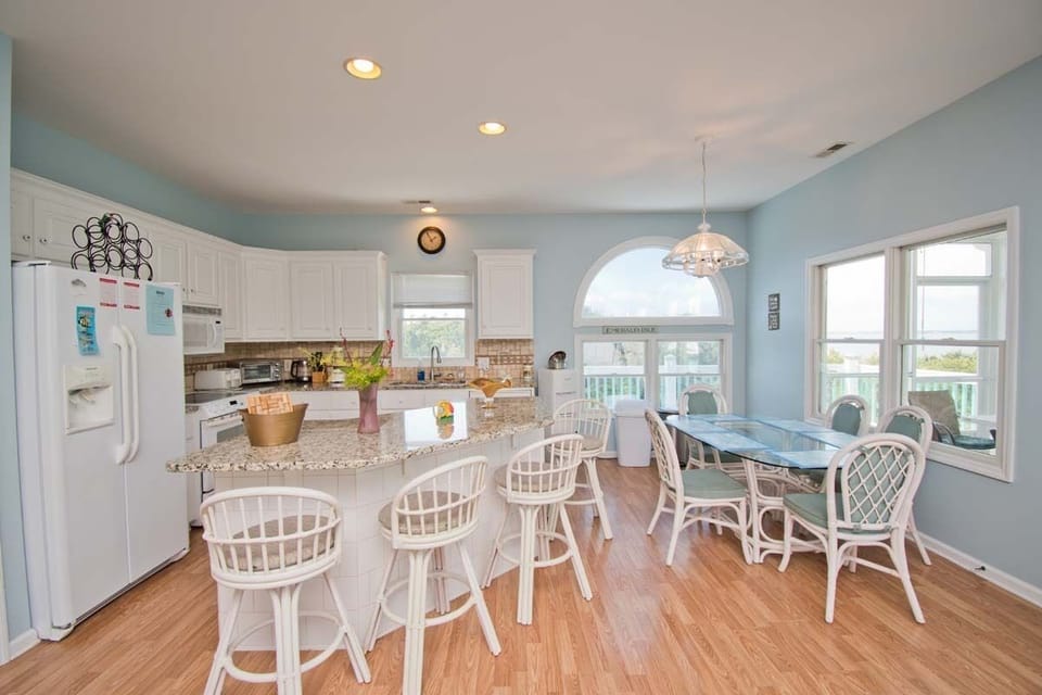 Level One Kitchen & Dining
