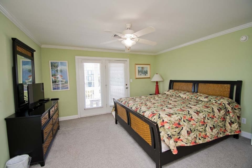 Level Two Bedroom with King