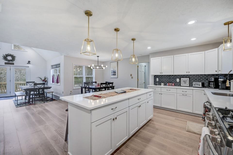 227 Birch Dr 061