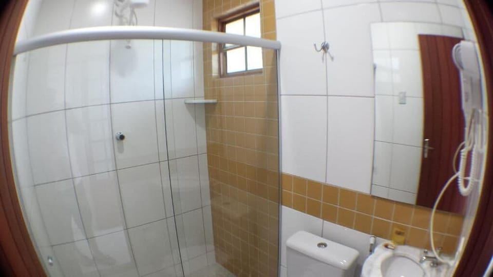 Triple Room | Bathroom | Hair dryer, towels