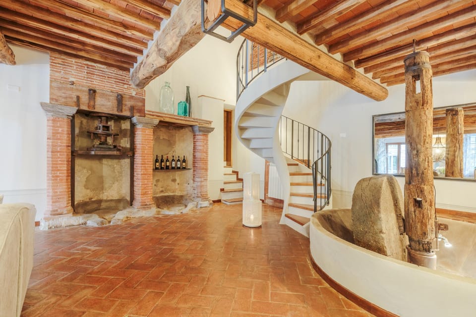 House | 6 bedrooms