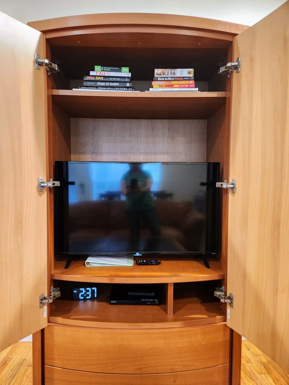 Premium YouTube TV and streaming apps