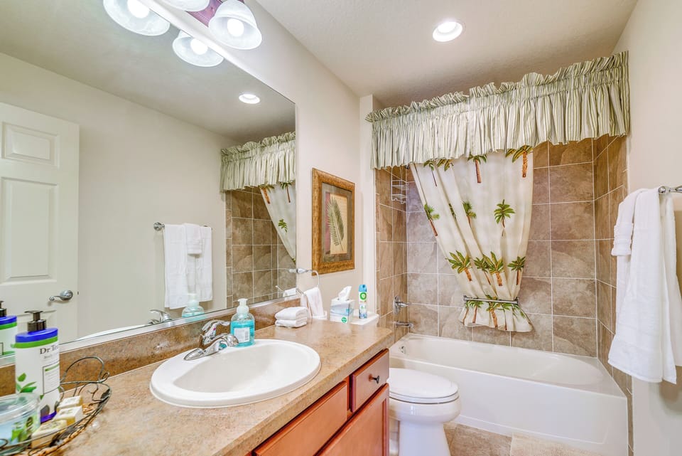 Full Bathroom