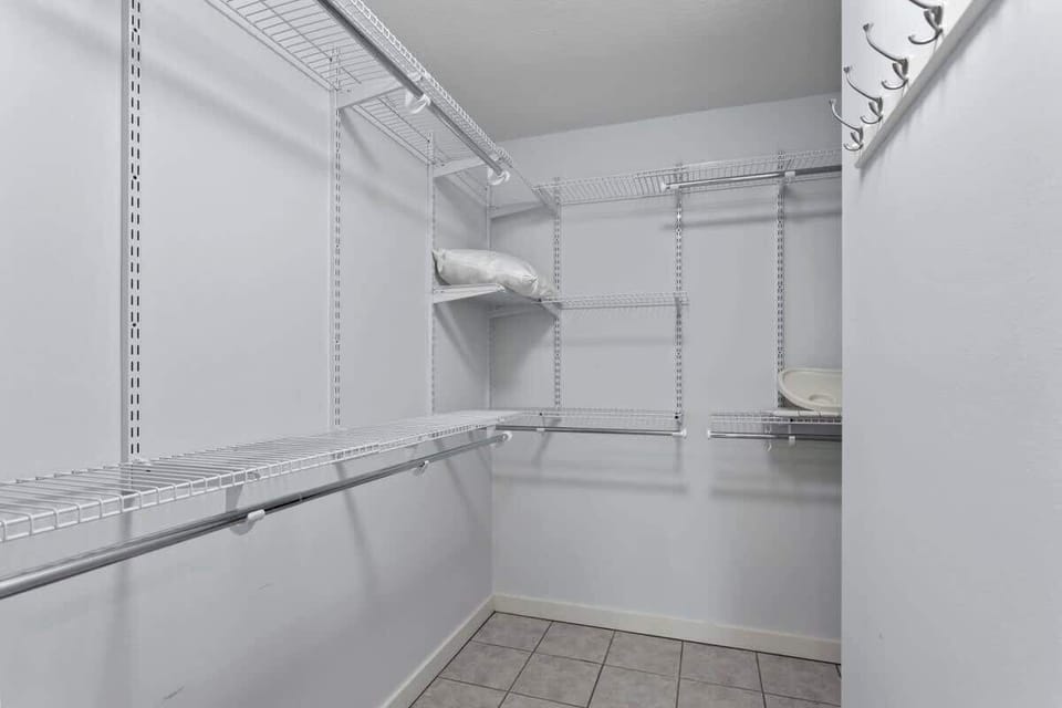 Master Bedroom Closet