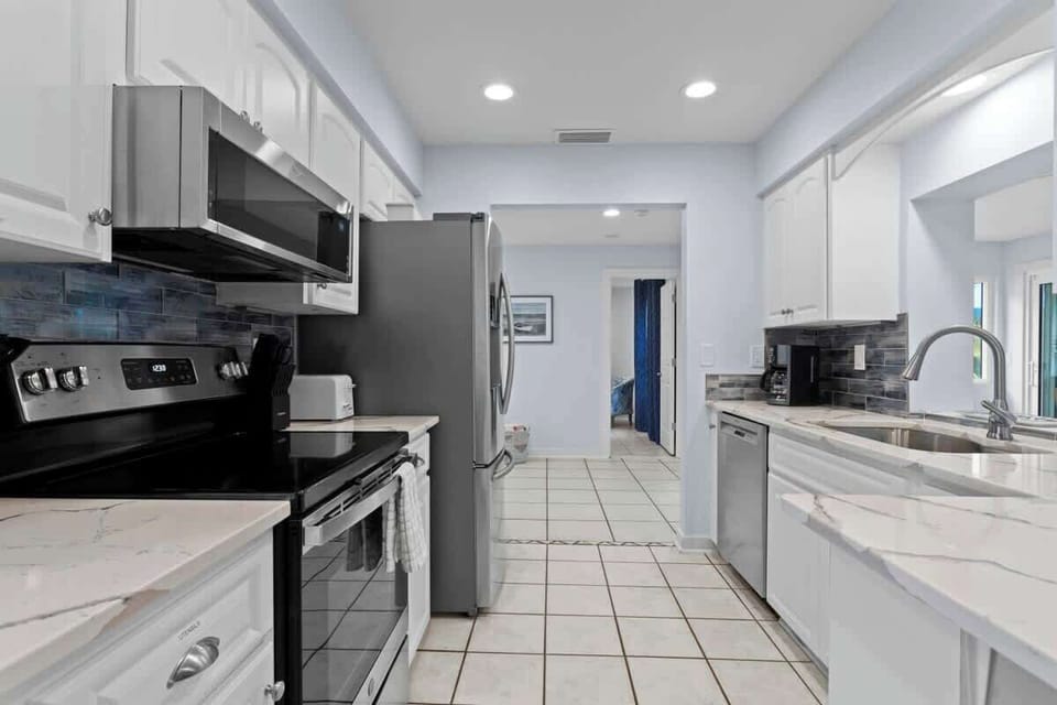 Fully Loaded Kitchen