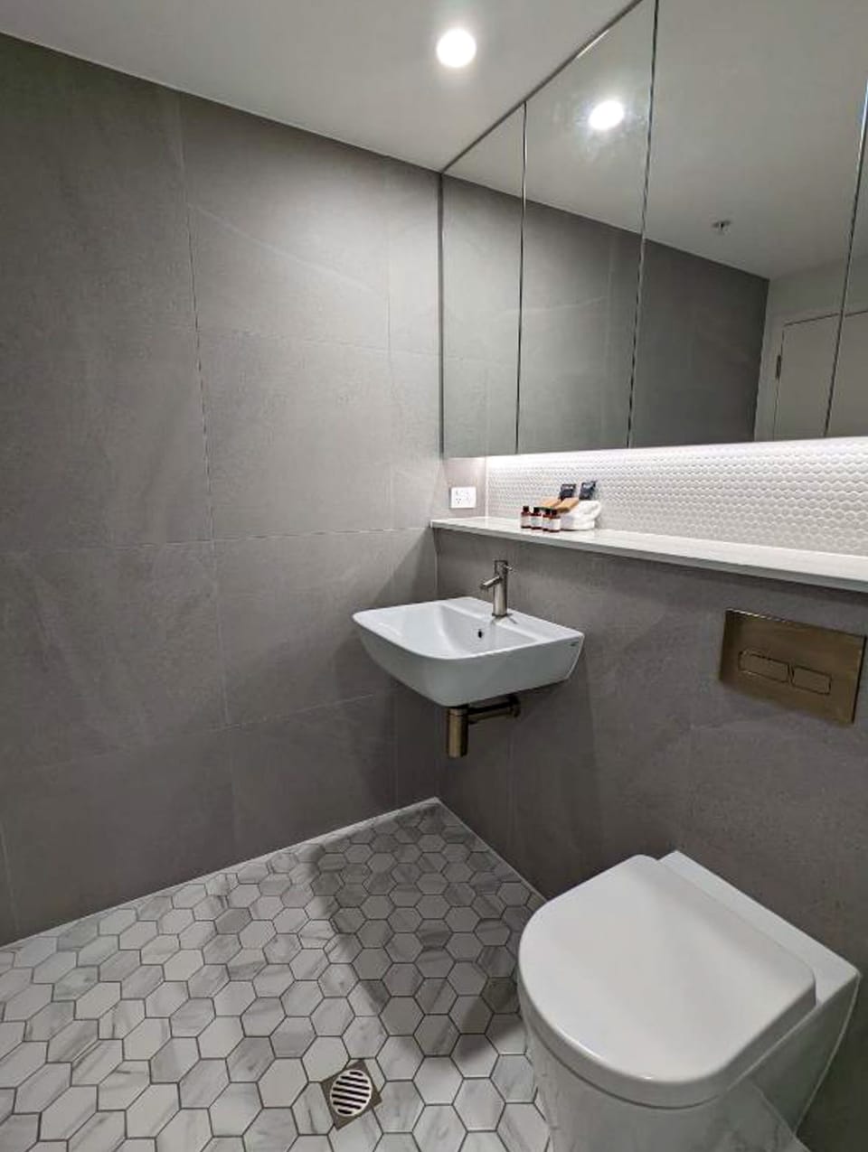 Standard Apartment, 1 Bedroom | Bathroom