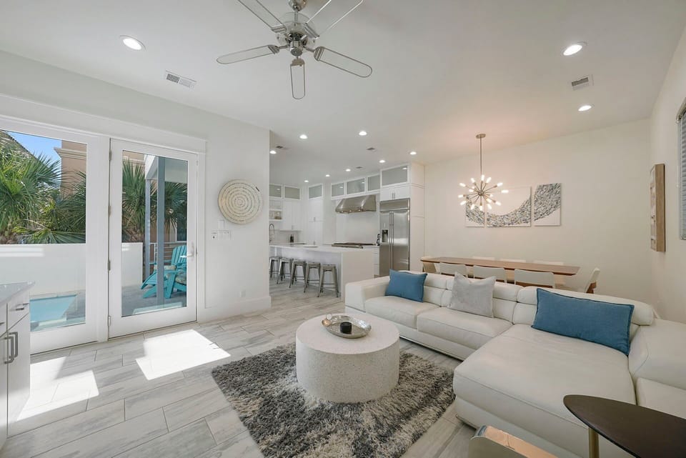 White Sands - Destiny by the Sea - Living Room & Kitchen