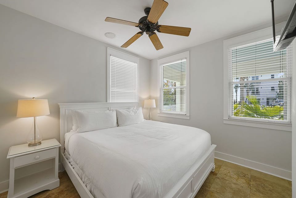 Frangista Jewel - Miramar Beach - Bedroom