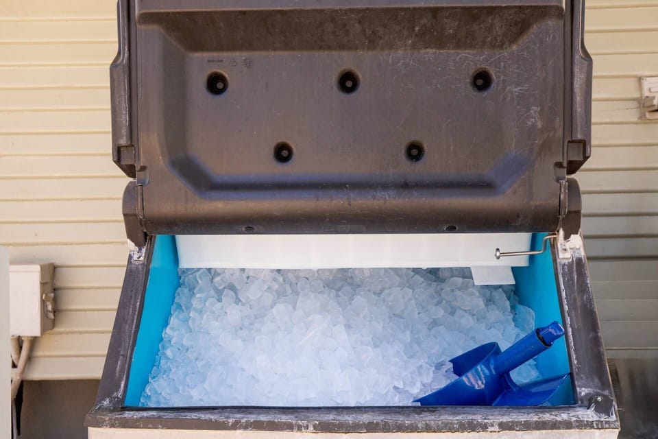 Guests will relish the convenience of an ice machine, enhancing their stay with easy access to cool beverages.