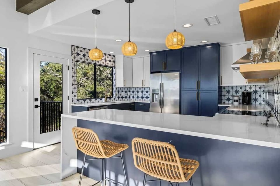 Full Kitchen with Scenic Views
