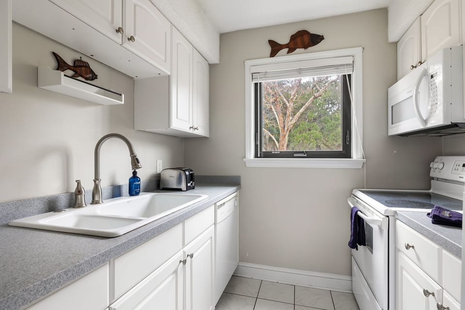 Fully-equipped Kitchen